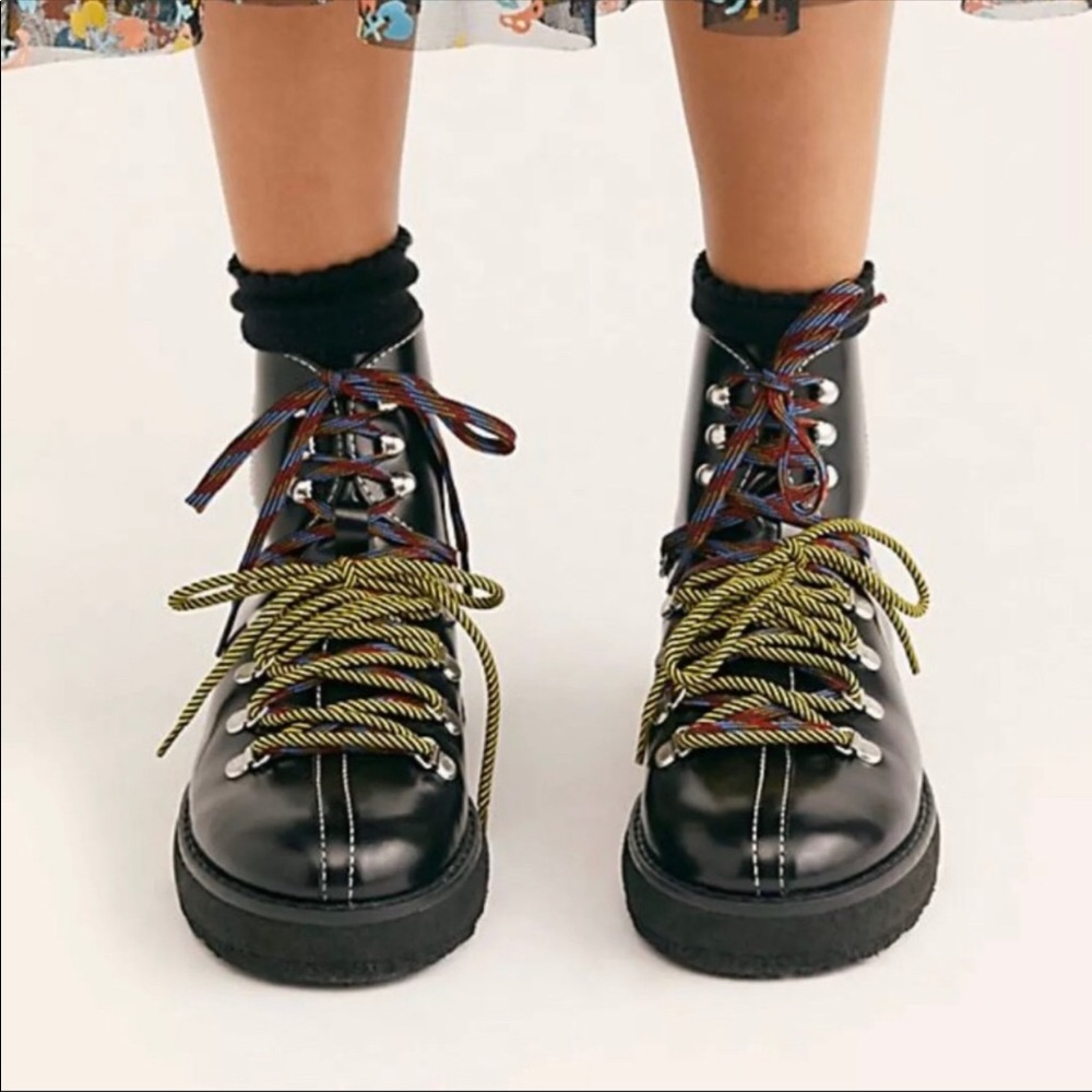Free people Western Mountains black boot